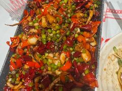 -肥肥虾庄·金牌油焖大虾(杨园滨江时代walk店)