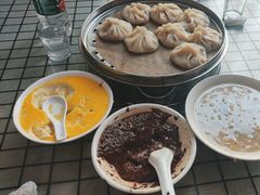 -守鑫水馅包子铺