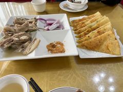 -百盛新疆特色餐厅