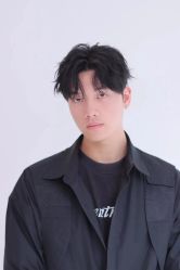-一家只做男发烫染的店