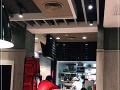 大堂-肯德基(东门中店)