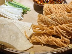 -魏铭鱼头捞饭(晋阳路店)