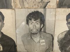 -吐斯廉屠杀博物馆