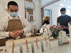 -Cafe on warm(丹霞店)