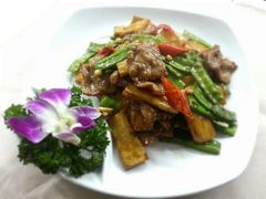 杏鲍菇炒牛肉-新大咀港式茶餐厅(宝山万达店)