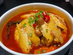 -辣尚瘾·烤鱼·新川菜(牡丹园直营店)