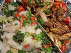 -小鱼小牛·鱼牛干锅·脆鱼火锅(世欧广场店)