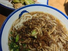 -傻根大肉面(三美店)