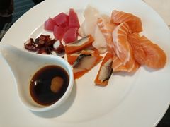 -圣丰索菲特·2 On 988 Café 自助餐厅