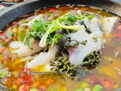 -九门寨石锅鱼烤鱼