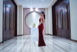 -拉瑞娜LaReine婚纱礼服高级定制
