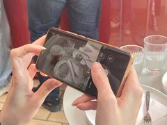 -UNI UNI(环亚凯瑟琳店)