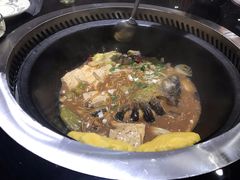 -东北农家院·铁锅炖(莘庄店)