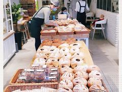 -玥儿弯弯手作烘焙(中海国际社区御城店)