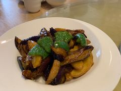 -关东小磨东北菜(上海长风大悦城店)