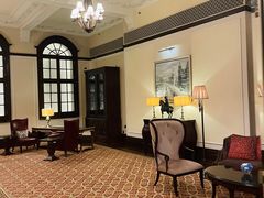 -Salon de Ville浦江汇(上海外滩华尔道夫酒店店)