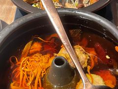 云海肴汽锅鸡-云海肴云南菜(浦江欢乐颂店)