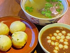 牛肉粉丝汤-鑫震源·苏式大虾生煎(山塘街店)