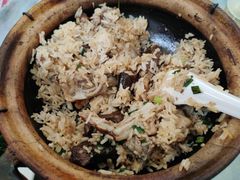 -容里煲仔饭(利丰北路店)