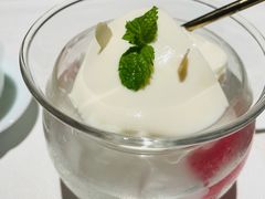 杏仁白玉布丁-广舟(千禧店)