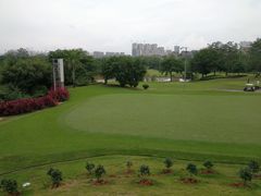 -南宁青秀山国际高尔夫球会停车地面停车场