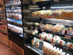 面包甜点陈列柜-85度C(广州石牌桥店)
