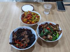 -老游独一佳湘菜馆(高新四路店)