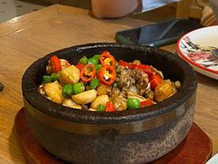 石锅牛蛙-新白鹿餐厅(城西银泰城店)