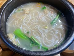 -勺子米线·云南传统小吃市集(四方街店)