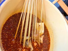 -拈签一笑黄牛肉辣卤串串
