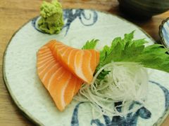 三文鱼刺身-黑门食堂
