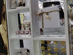 -Dior迪奥(上海世茂广场店)