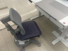 -康朴乐儿童学习桌椅(蓝色港湾店)