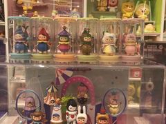 -泡泡玛特POPMART(侨福芳草地店)