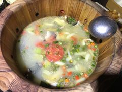 -秋语木桶鱼.酸菜鱼(开发区火车站店)