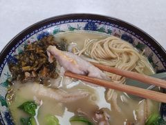 -明呈黄鱼面馆(斜土路店)