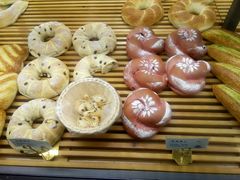 -焙丽拾光(麦凯乐直营店)