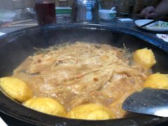 -屯老二农家铁锅炖·行业领军者(梅江店)