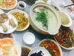 -天乐农家鱼头王(天目湖店)