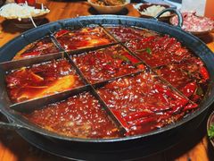 -正南齊北重庆老火锅(光华村直营店)