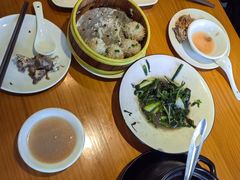 -莲餐厅·湖北菜·潜江小龙虾店(愚园路店)