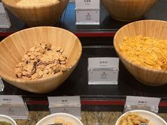 -华邑酒店·鲜艳全日自助餐厅