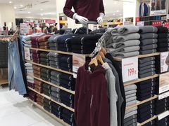 -优衣库(红谷滩万达店)