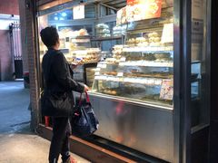 -白玉兰食品(汇联商厦店)