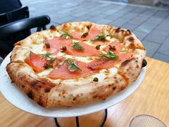 三文鱼披萨-IL TEATRO 精品意大利餐厅