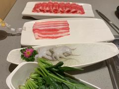 -海底捞火锅(曹安公路店)