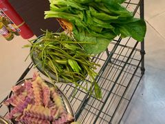 -老石黑山羊毛驴肉火锅(金凯广场店)