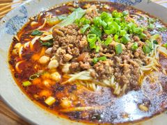 -丁丁猫重庆小面(徐州路店)