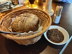 -卡普里披萨·牛扒·下午茶