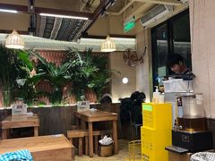 -云阿蛮云南生烫牛肉米线(奉贤路店)